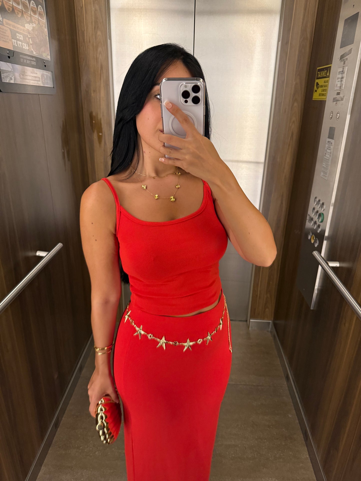 Zaya Kırmızı Etek Ve Üst Takım