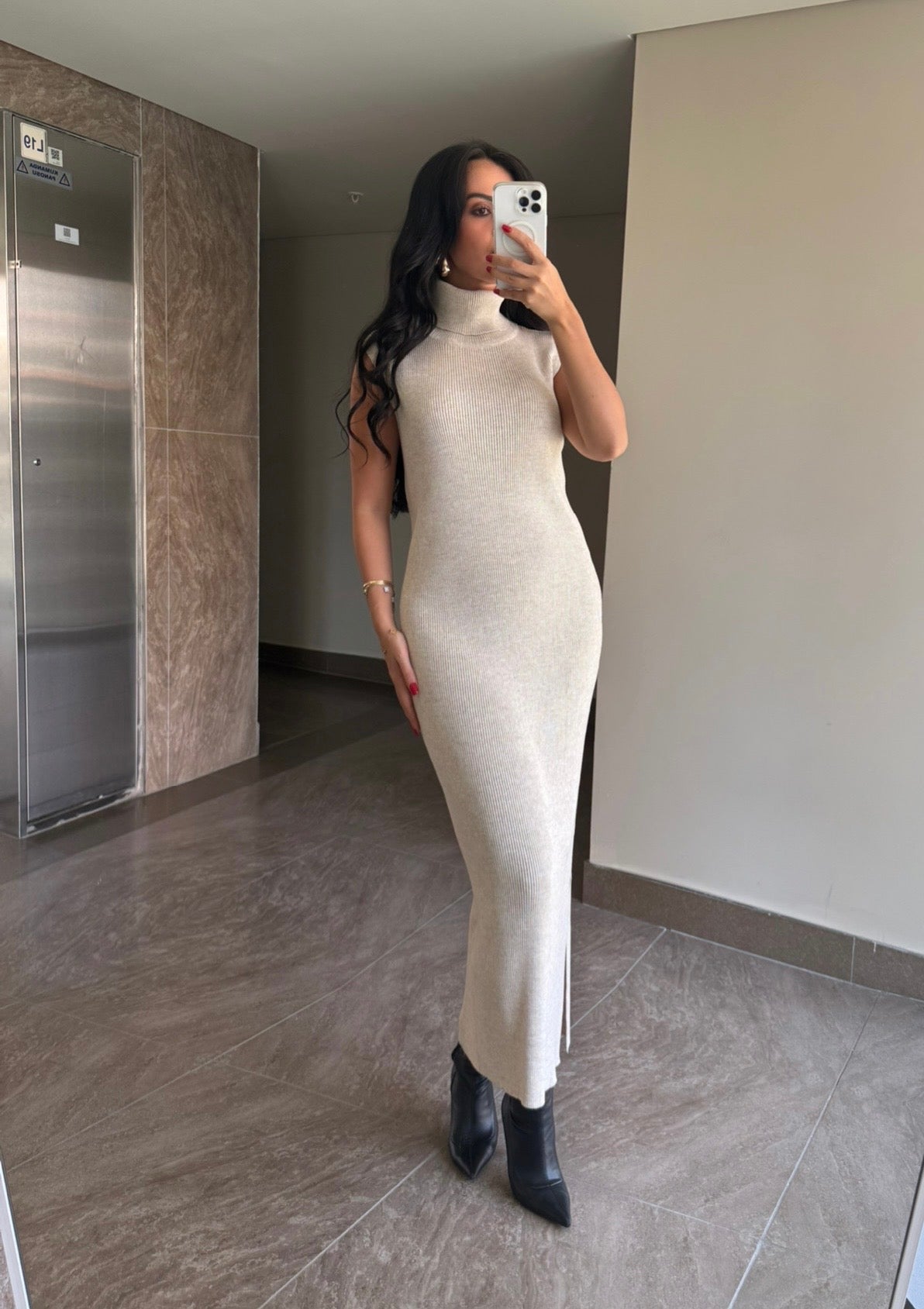 Suzanna Ekru elbise ve uzun kimono Takim