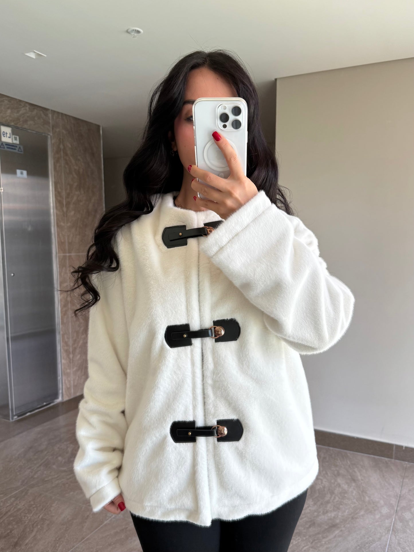 Nichole Beyaz Kürk Ceket