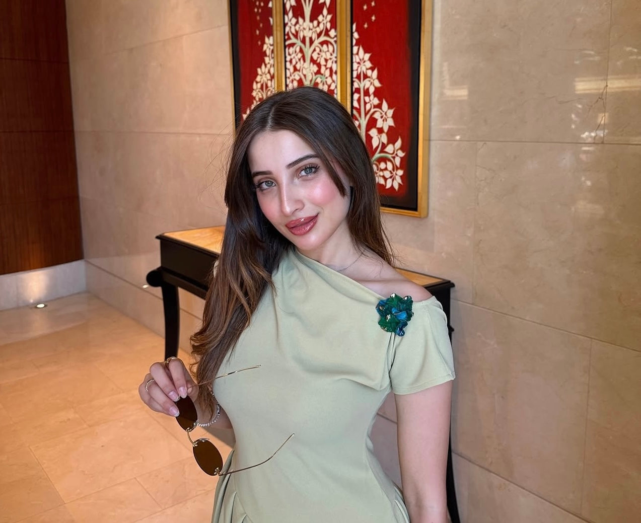 Nora Uzun Elbise