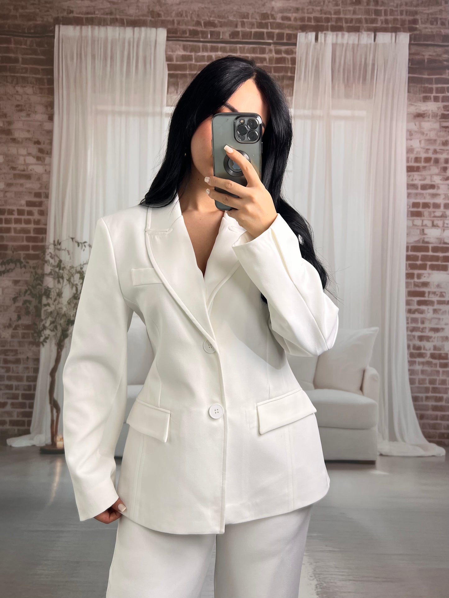 Angelina Beyaz Takim