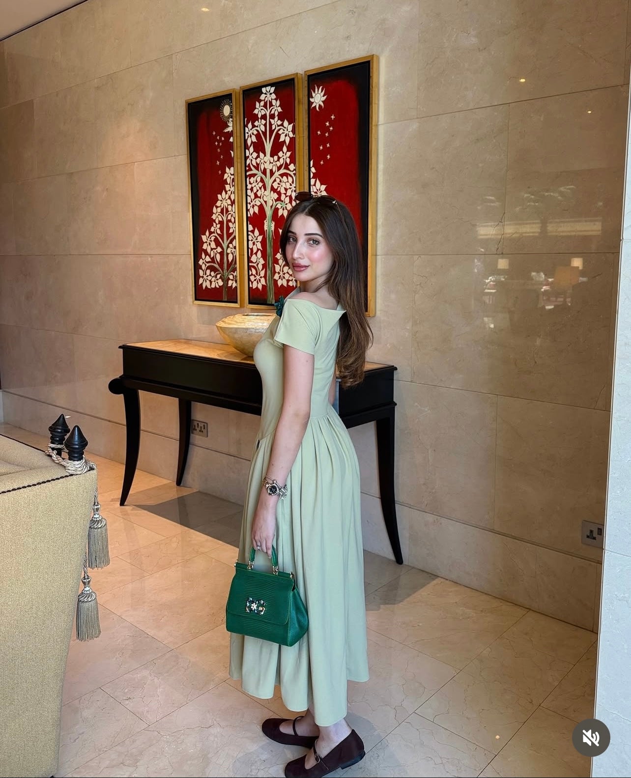 Nora Uzun Elbise