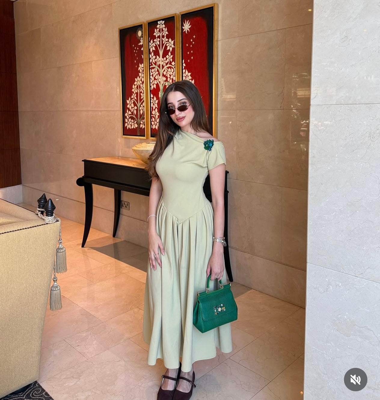 Nora Uzun Elbise