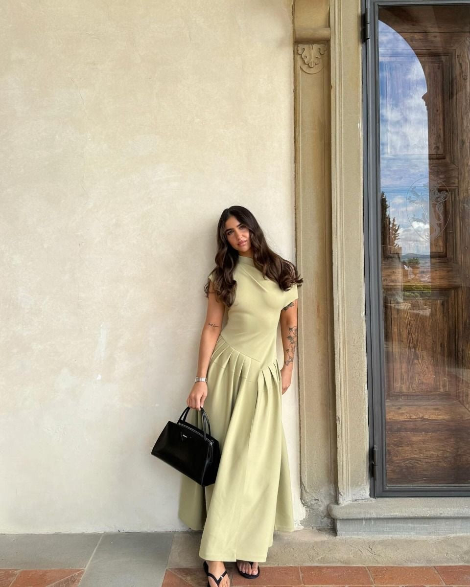 Nora Uzun Elbise