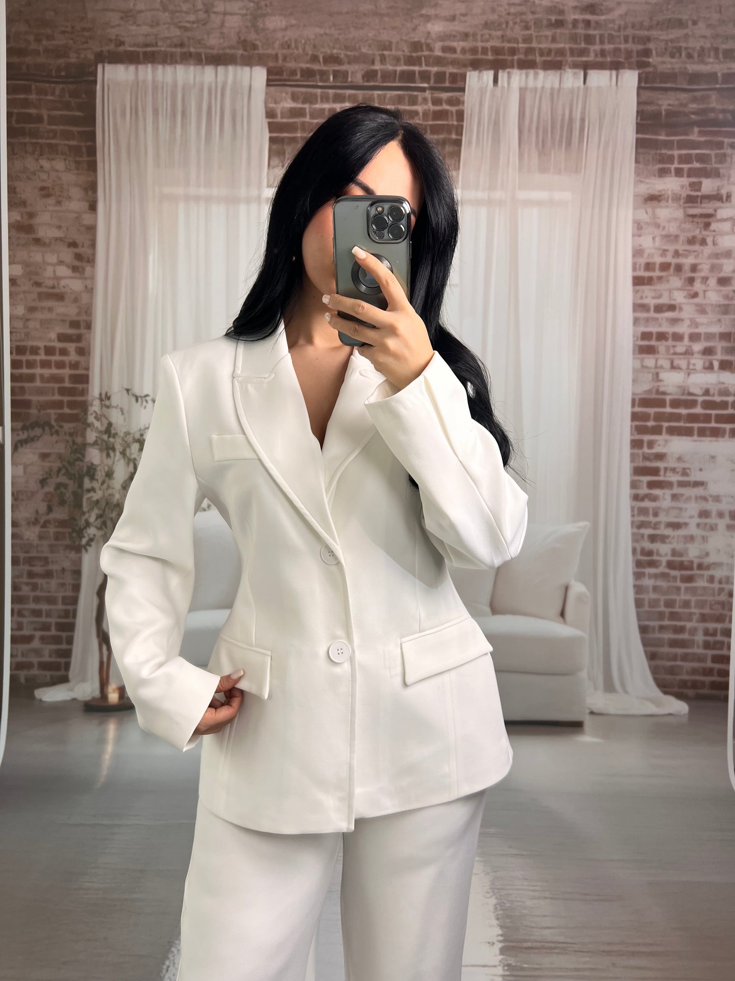 Angelina Beyaz Takim