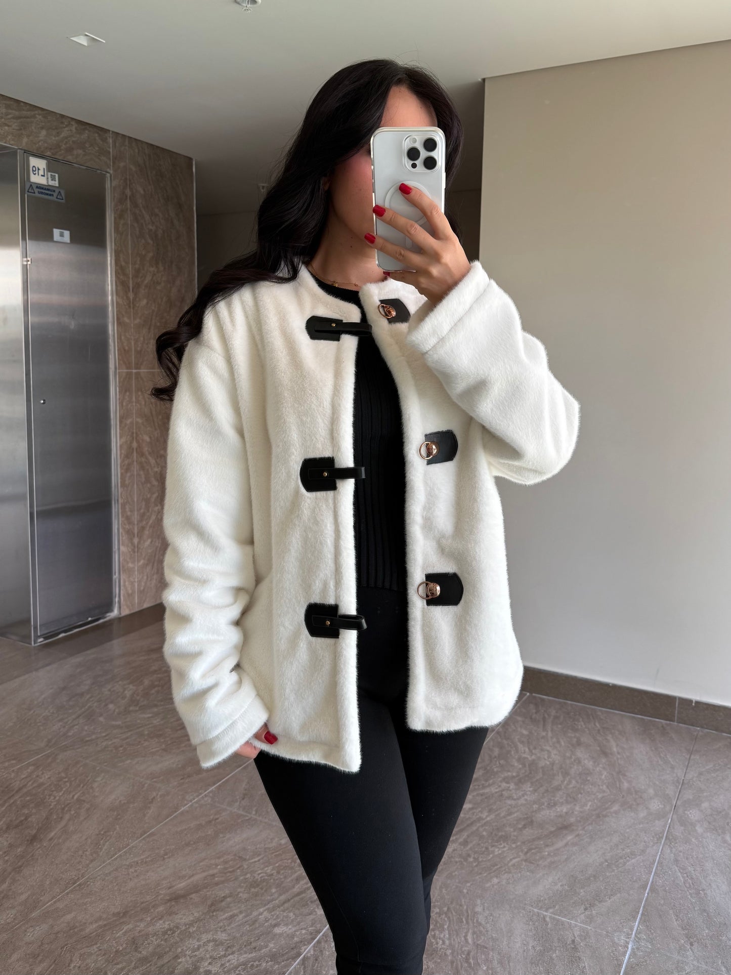 Nichole Beyaz Kürk Ceket