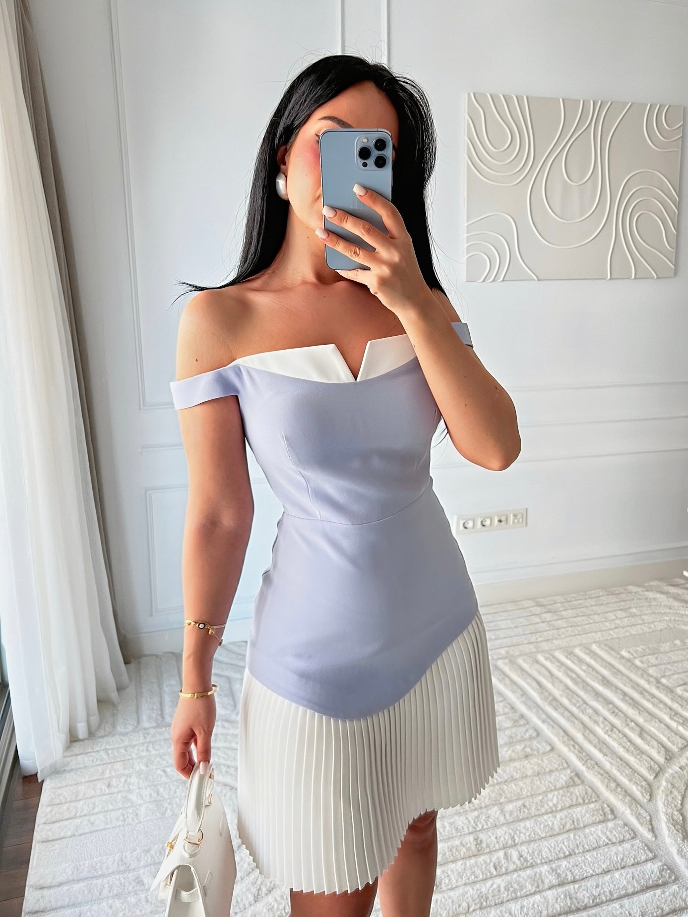 Bella Elbise