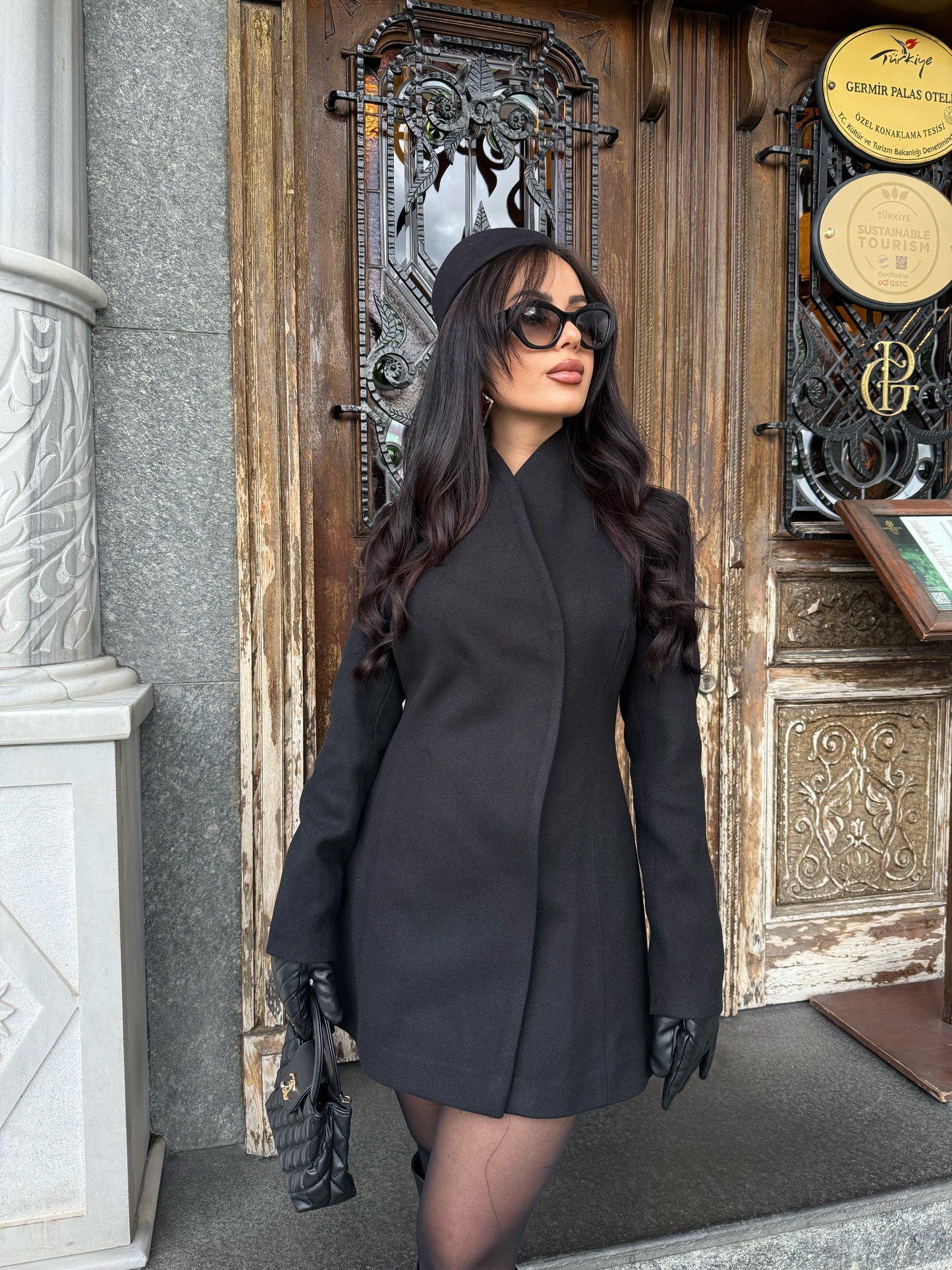 Cannes Siyah Kaşe Kaban