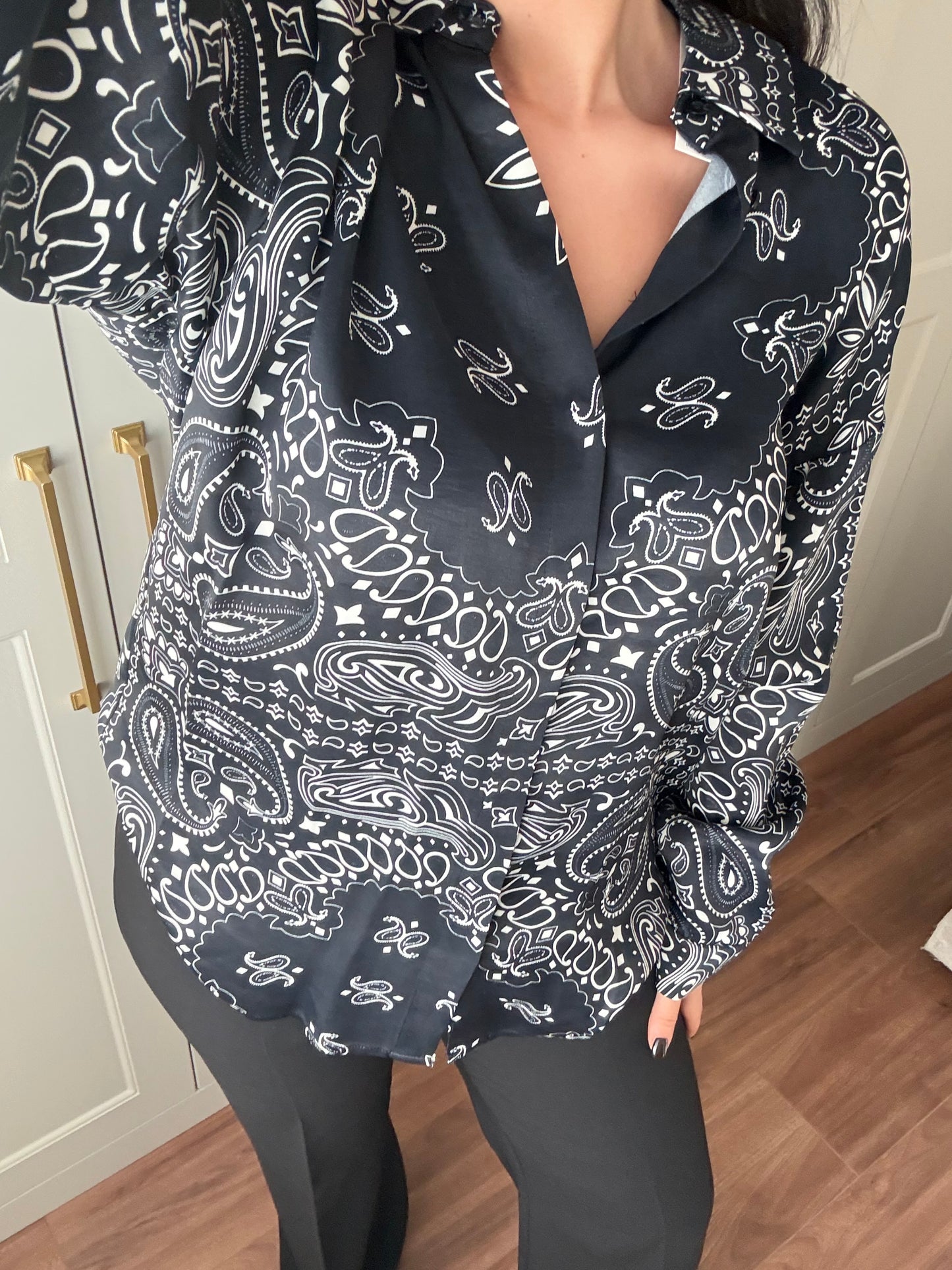 Bandana desenli premium saten gömlek -Siyah