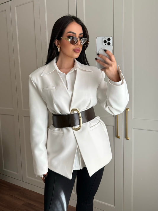 Chloe Kemerli Blazer-Beyaz