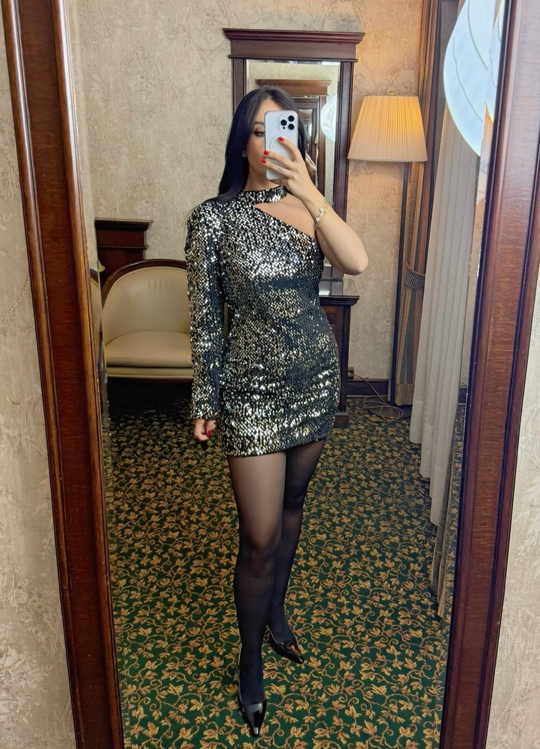 Sia Gümüş Yılbaşı Elbisesi