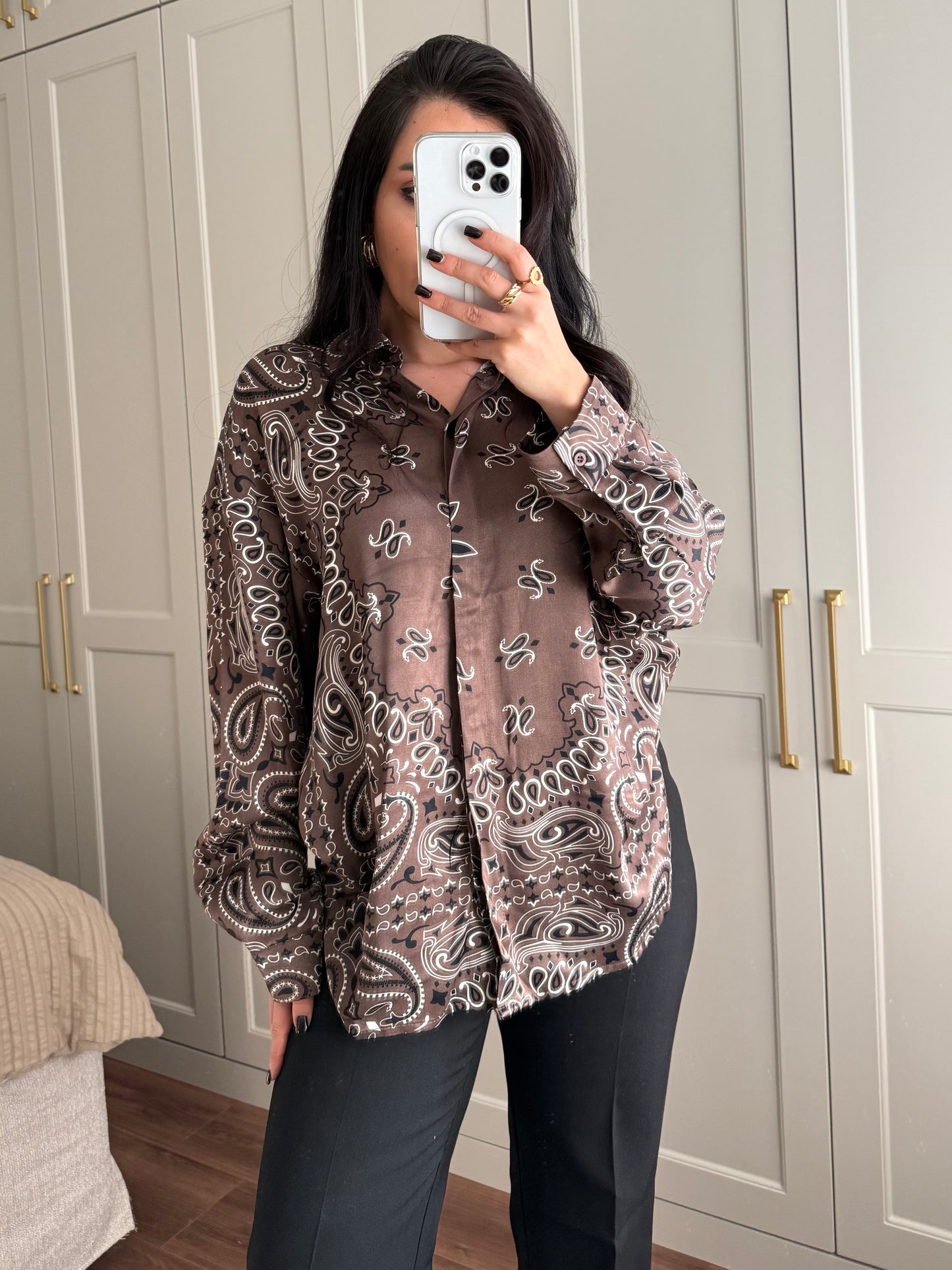 Bandana desenli premium saten gömlek -Kahverengi