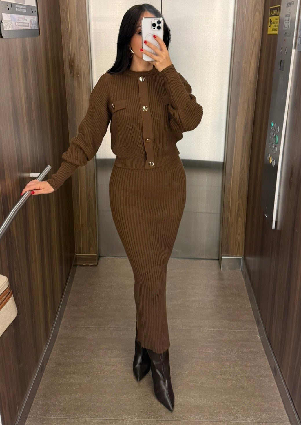 Berlin Kahverengi Triko Kazak Ve Etek Takım