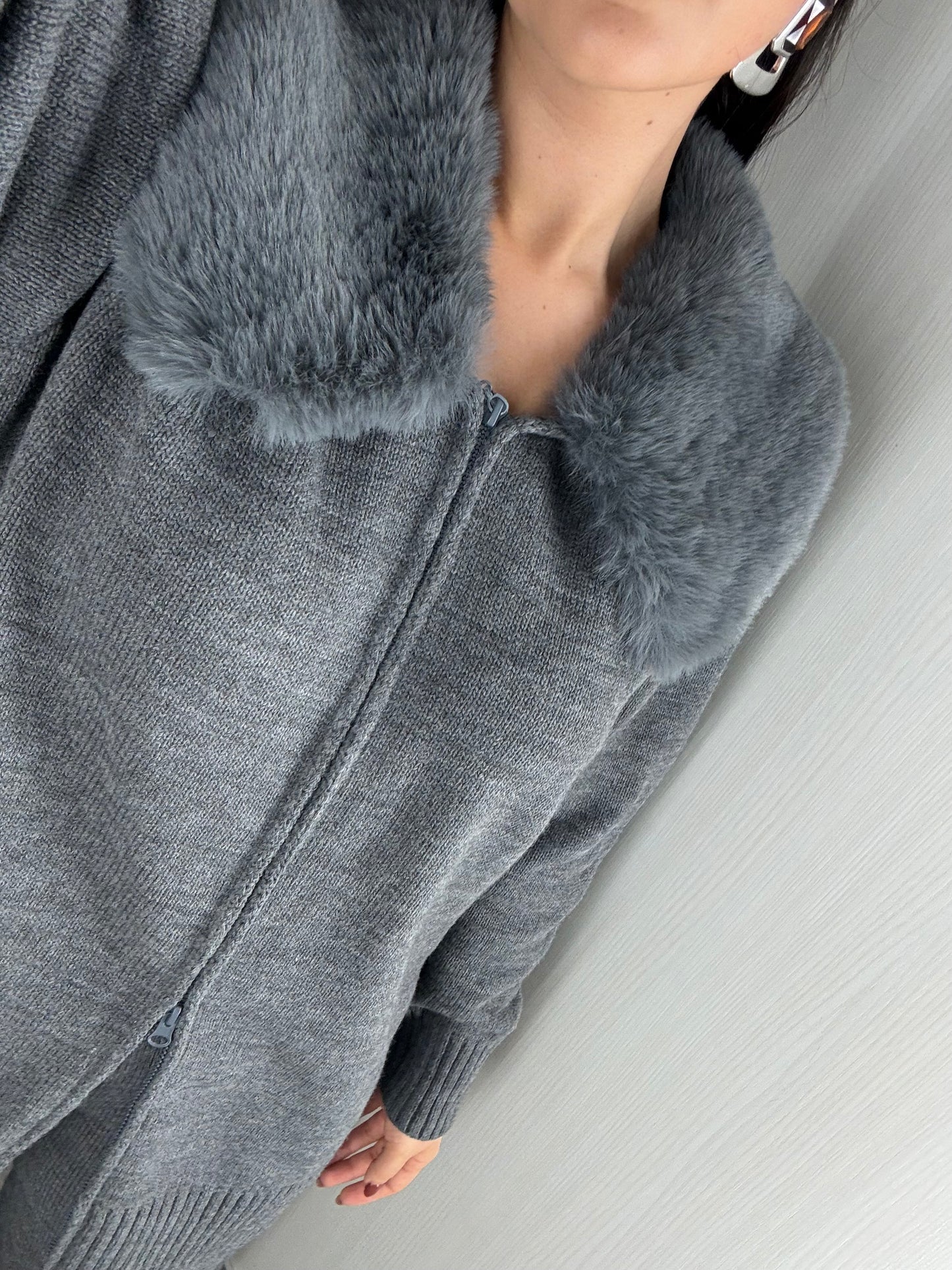 Elisa Gri Premium Kürklü Triko Takım