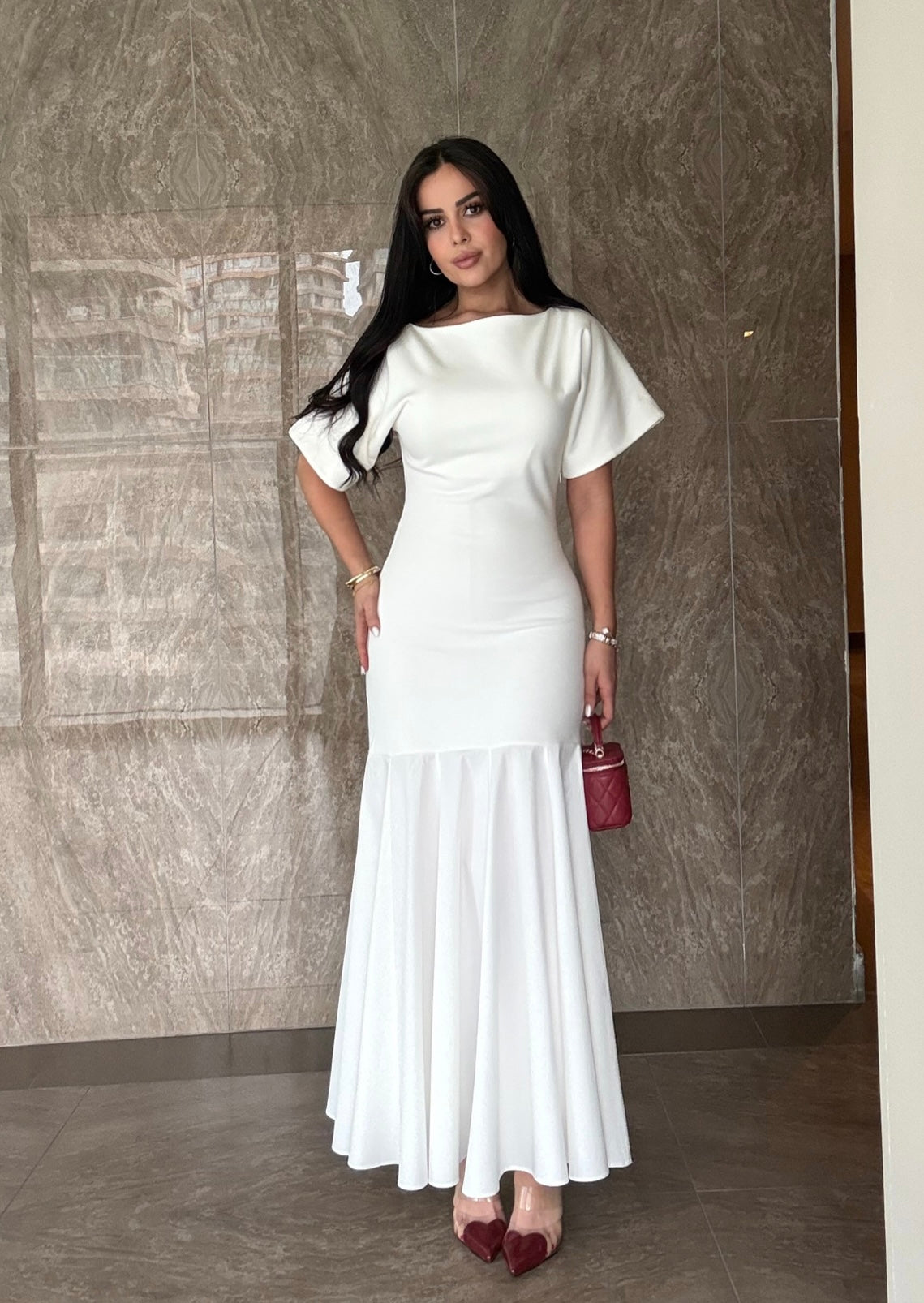 Ariana Elbise-Ekru
