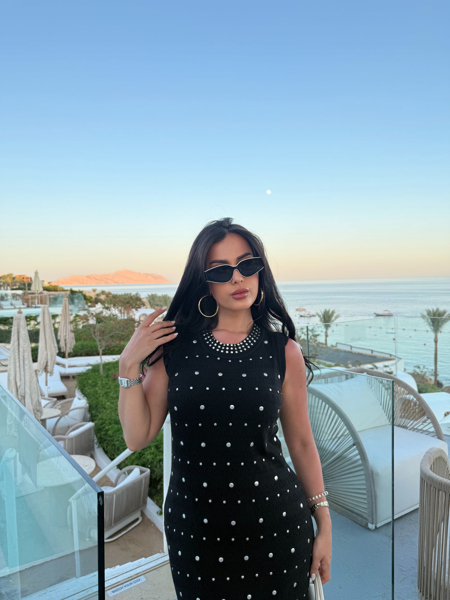 Ami Elbise - Siyah