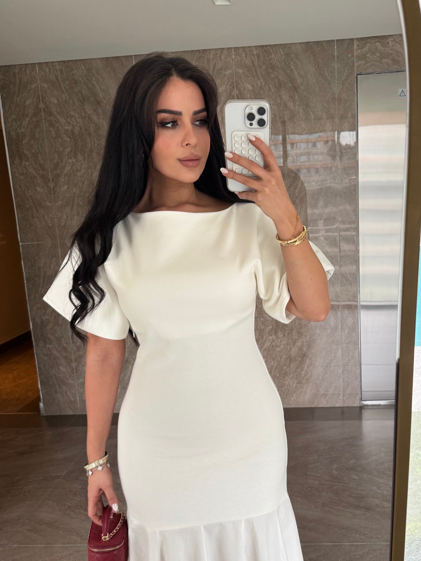 Ariana Elbise-Ekru