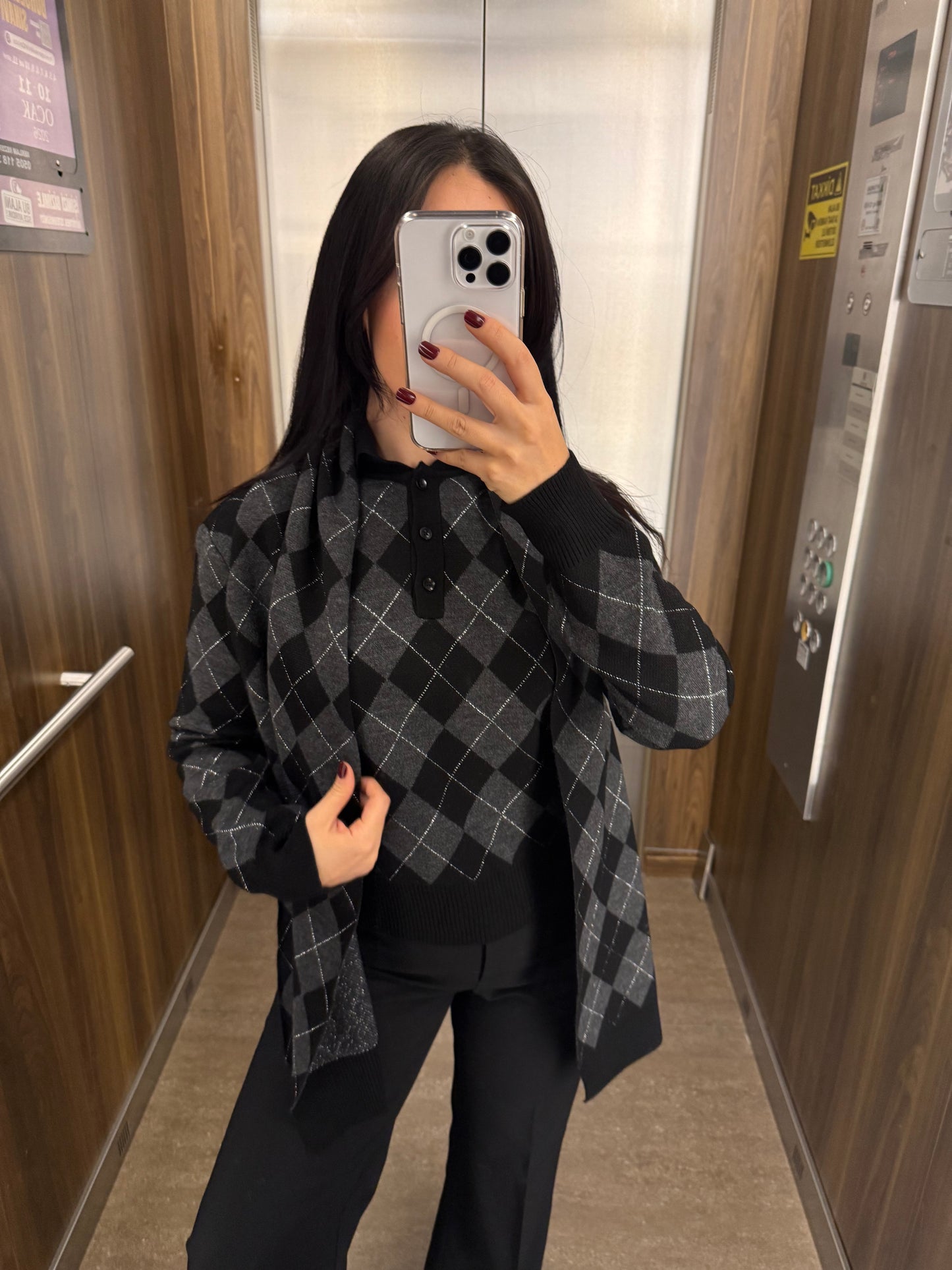 Amanda şallı kazak