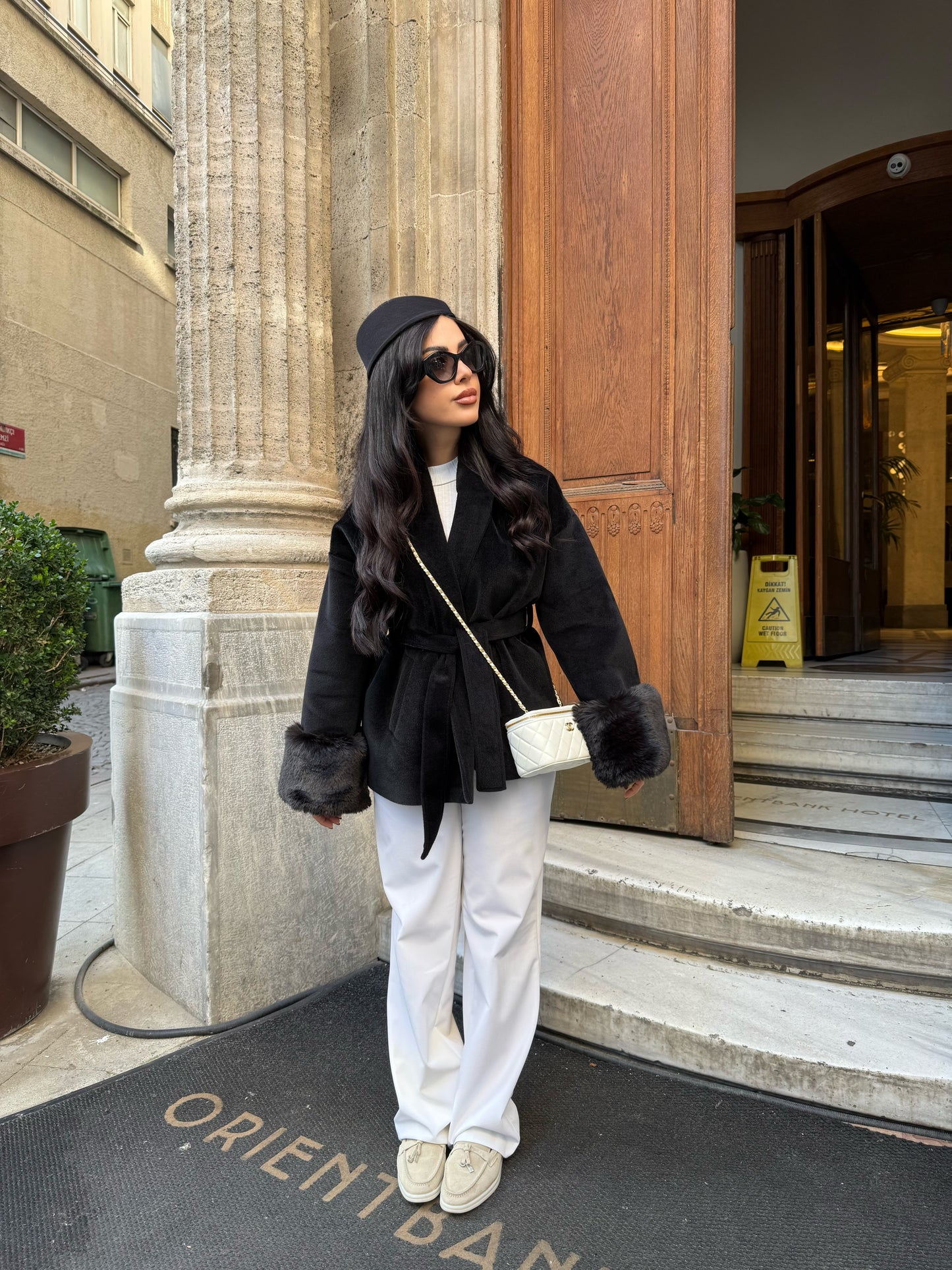 Monaco Siyah Premium Kürklü Kaban