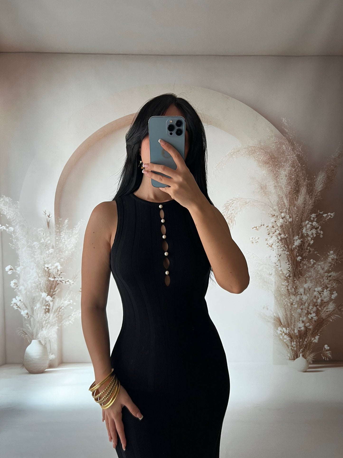 Elif Uzun Siyah Triko Elbise