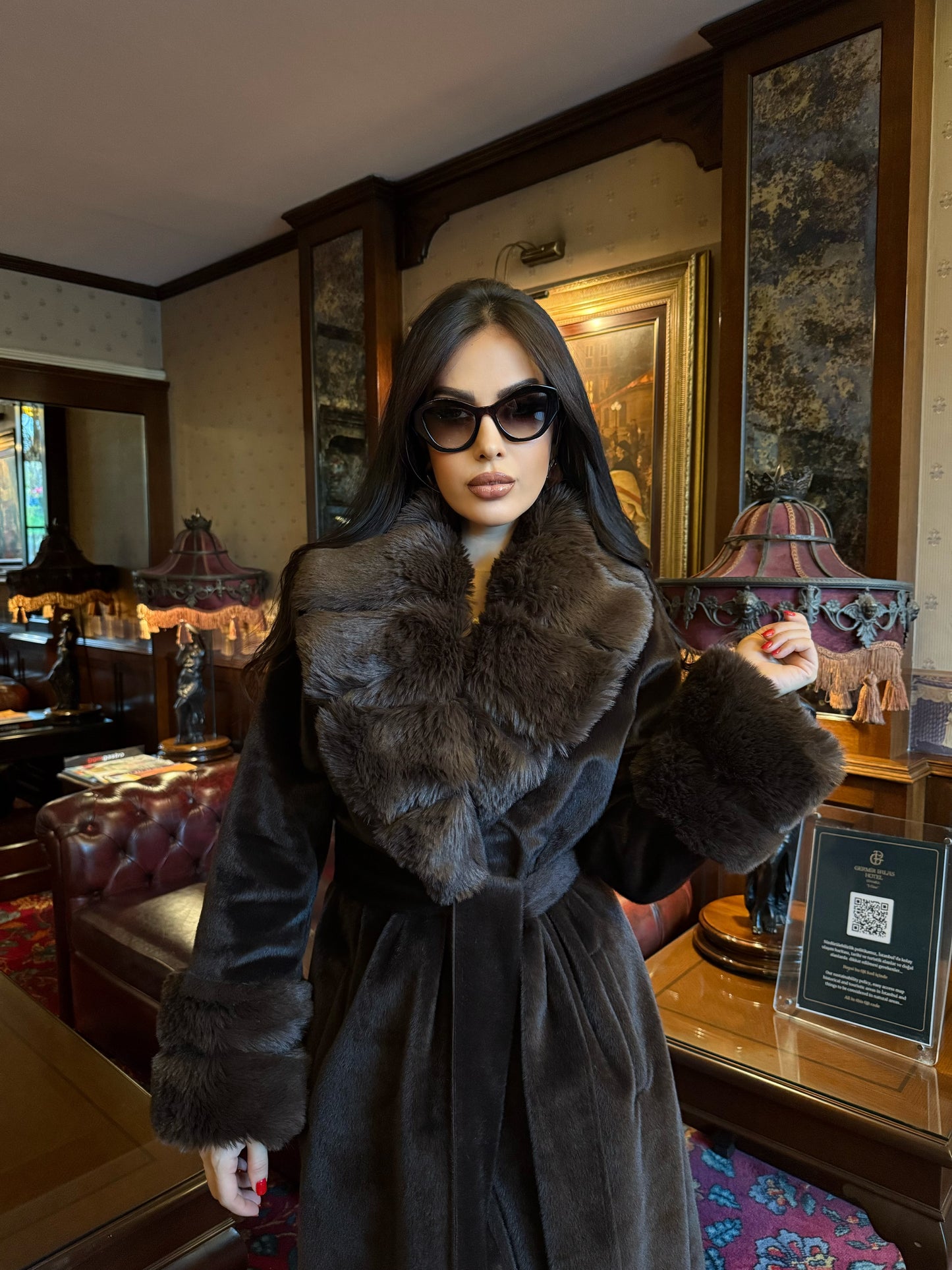 Chloe Brown Premium Kürklü Kaban