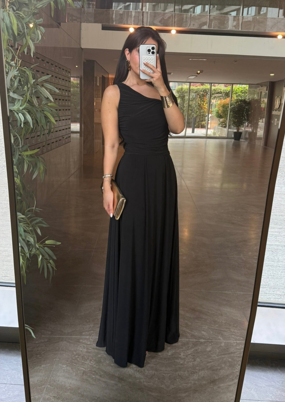 Julia Elbise – Siyah