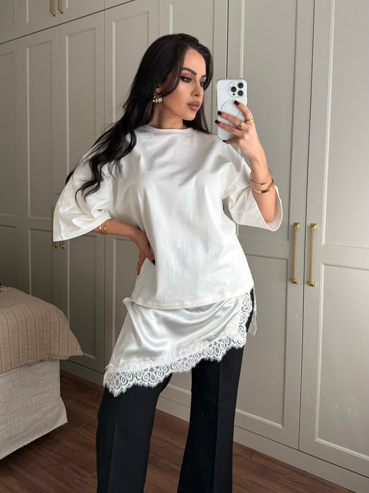 Esma Saten Dantelli Tişört-Beyaz