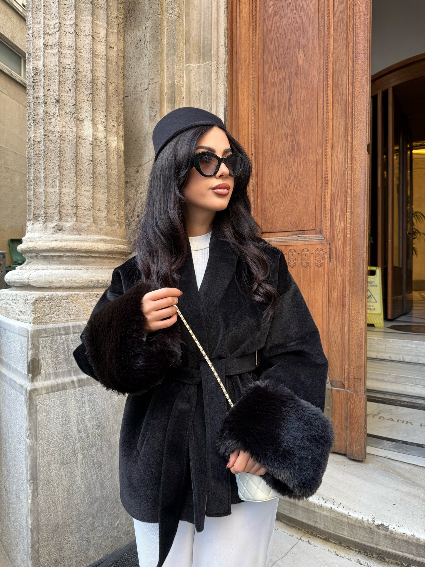 Monaco Siyah Premium Kürklü Kaban