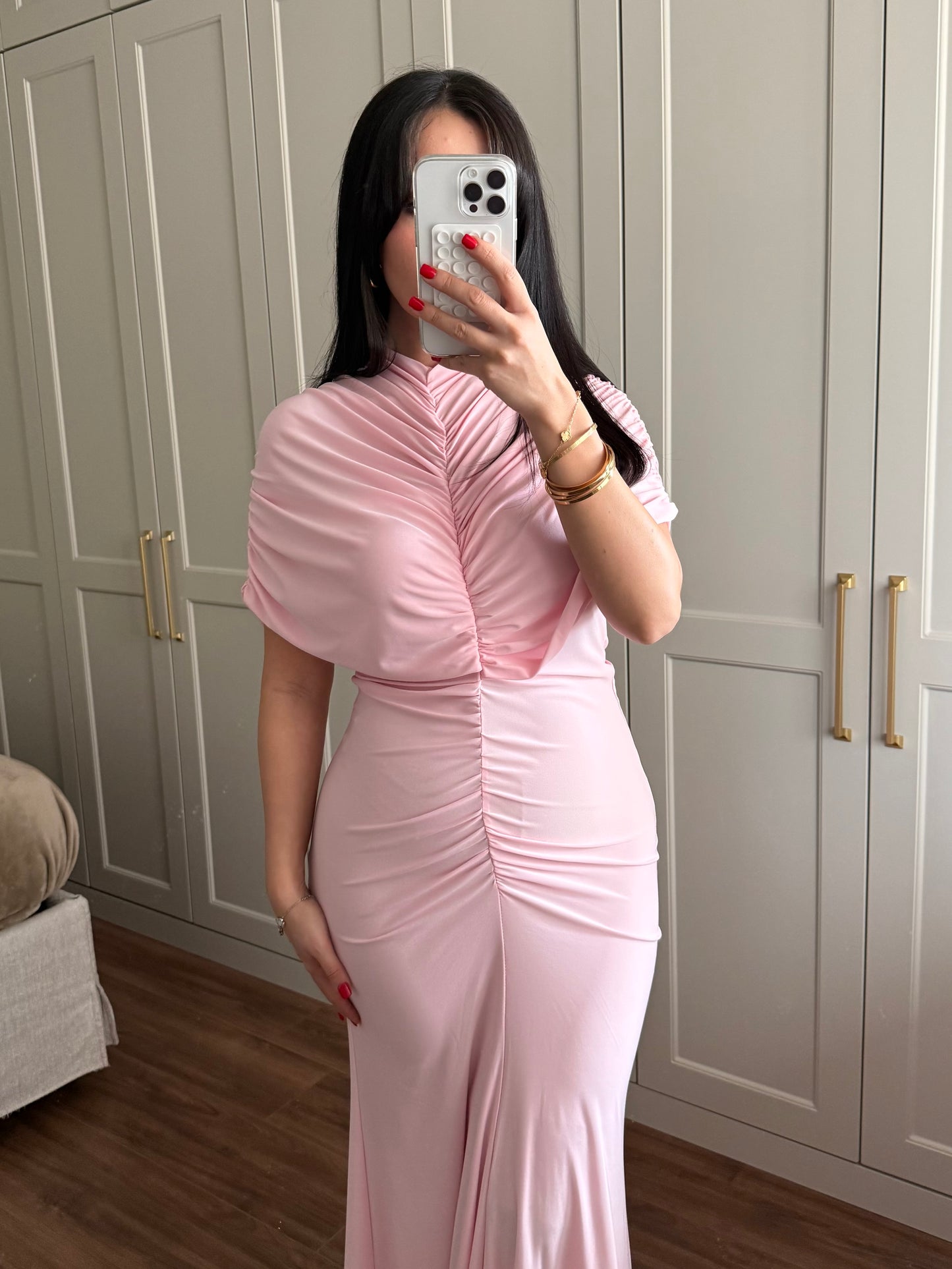 Ashley Elbise –Pembe
