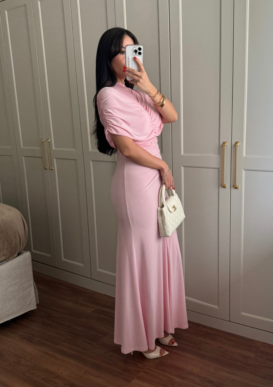 Ashley Elbise –Pembe