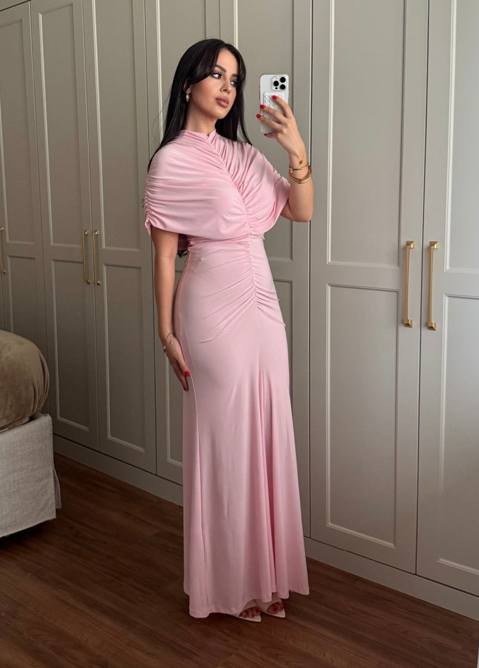 Ashley Elbise –Pembe