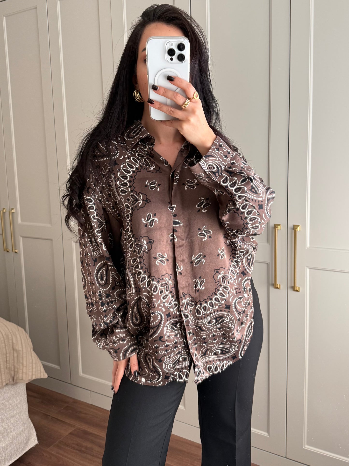 Bandana desenli premium saten gömlek -Kahverengi