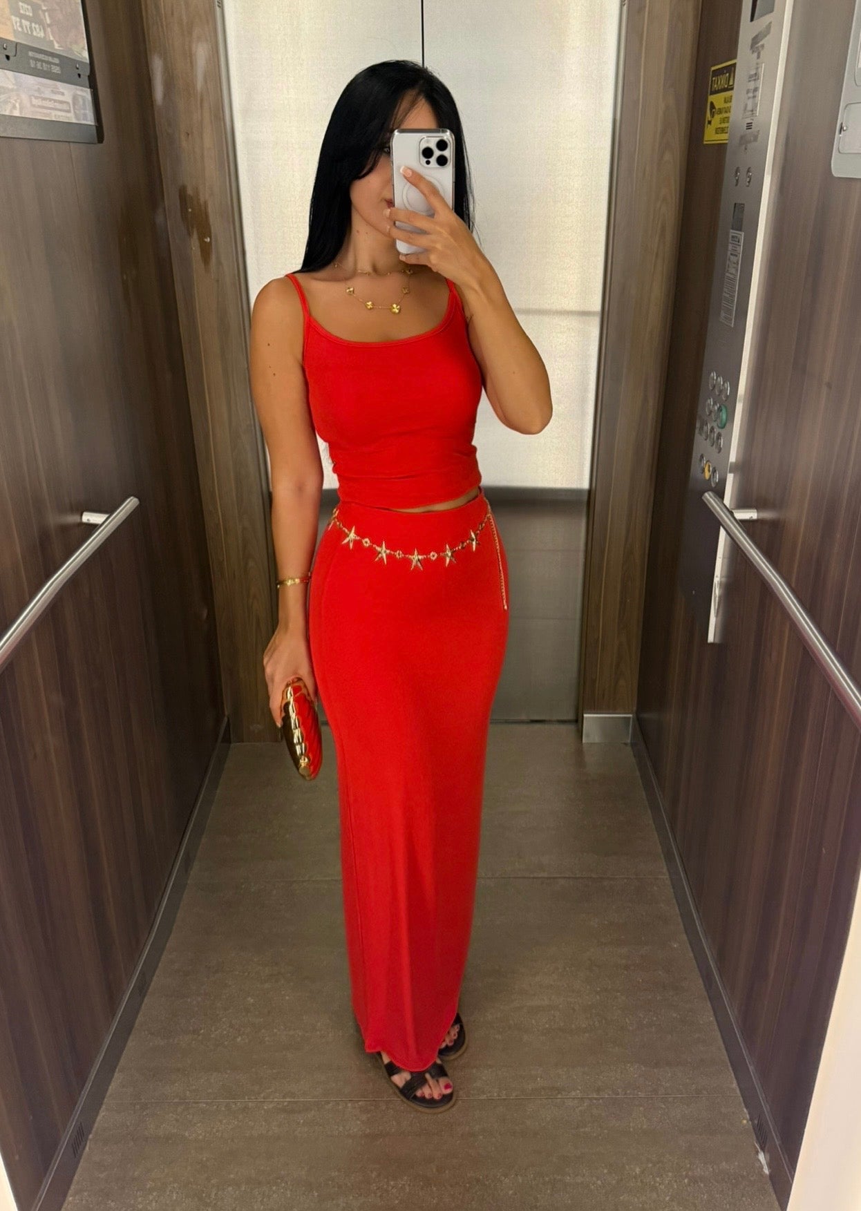 Zaya Kırmızı Etek Ve Üst Takım