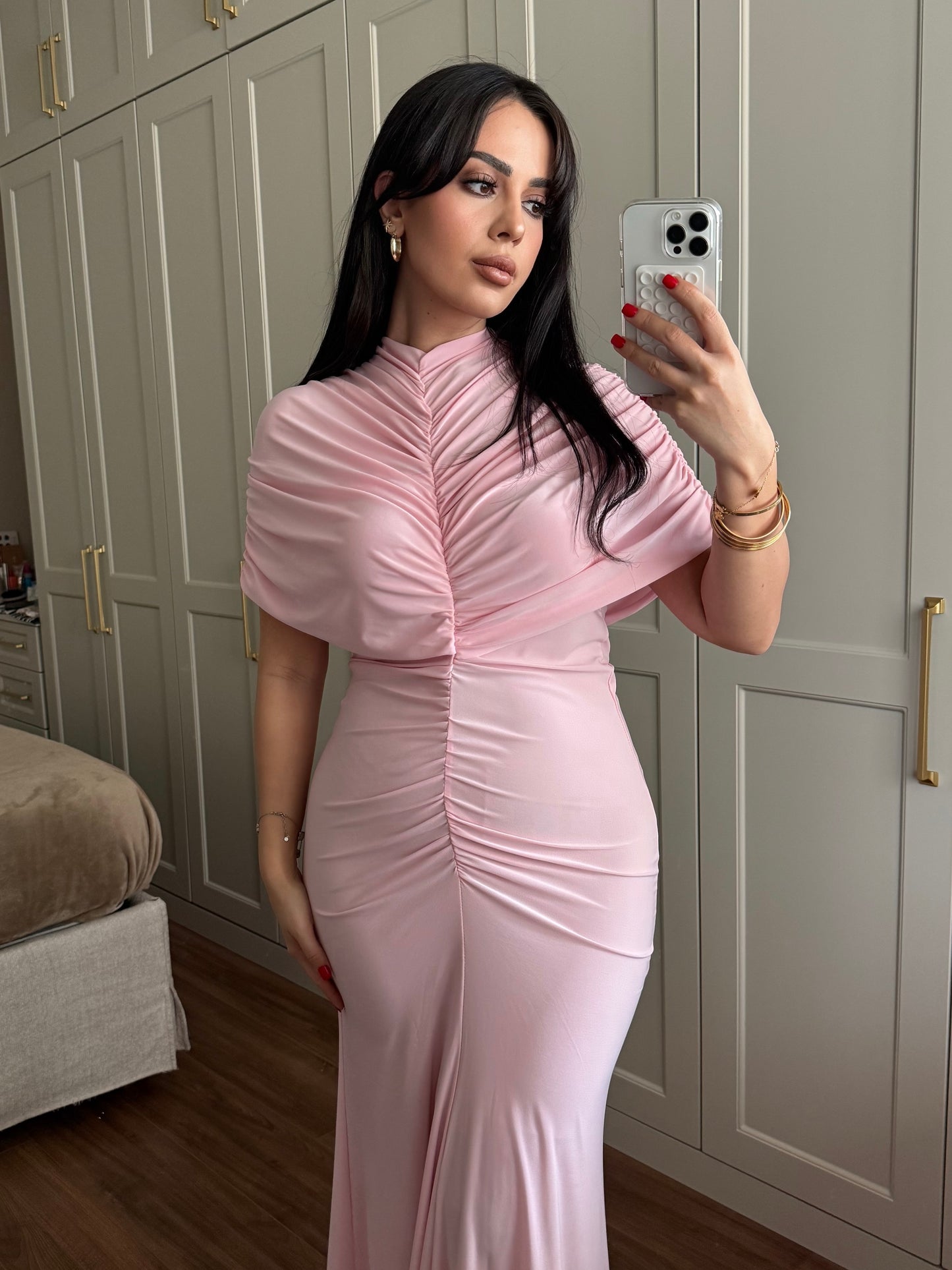 Ashley Elbise –Pembe