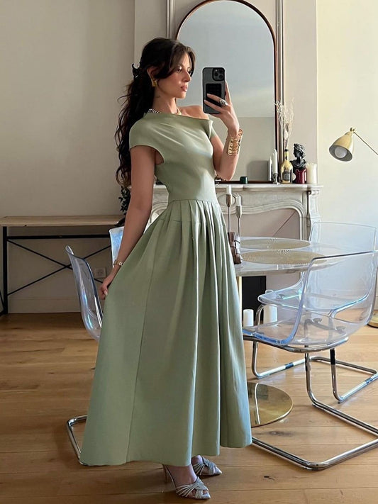 Nora Uzun Elbise