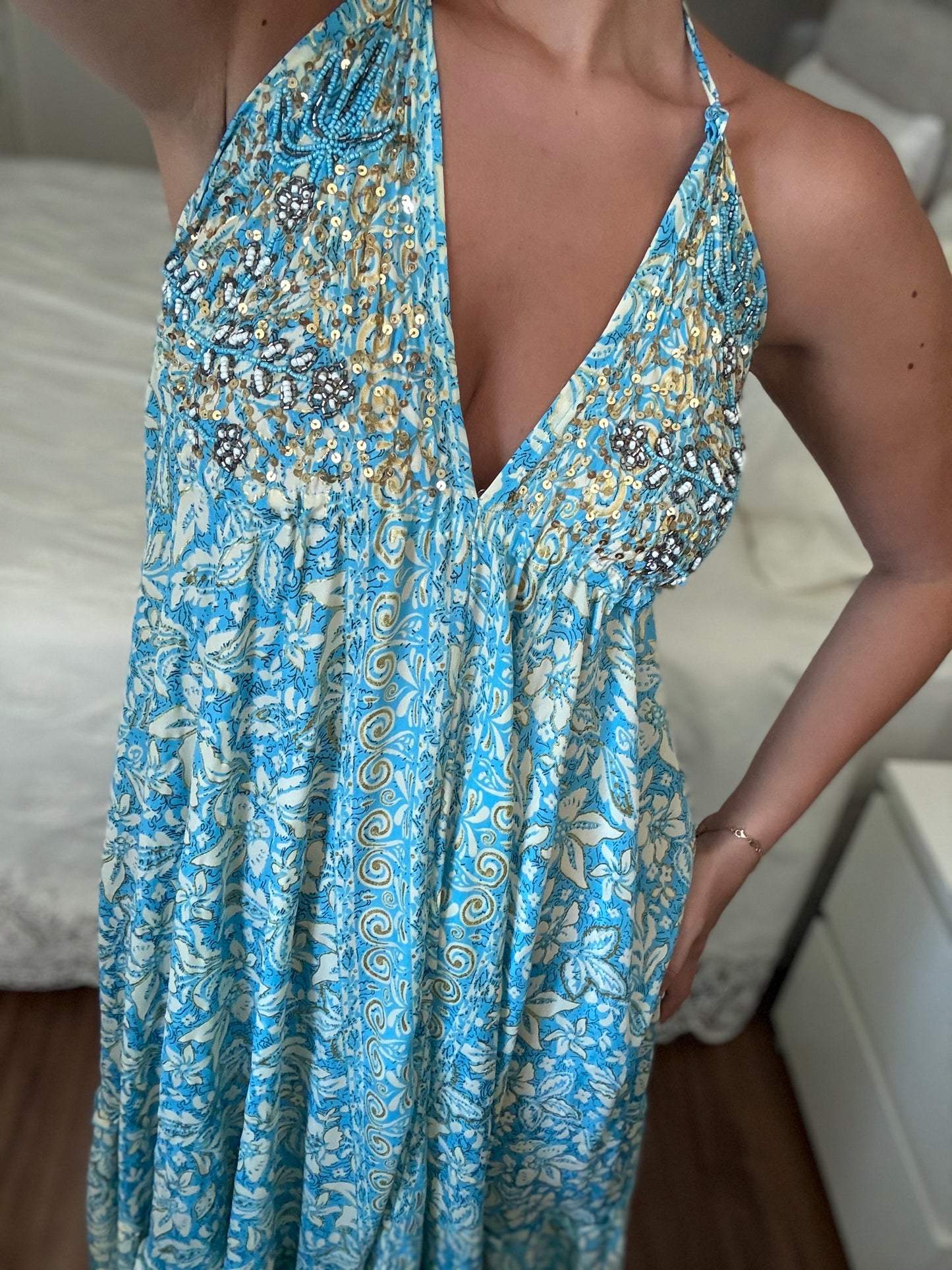 Alessia Elbise – Mavi