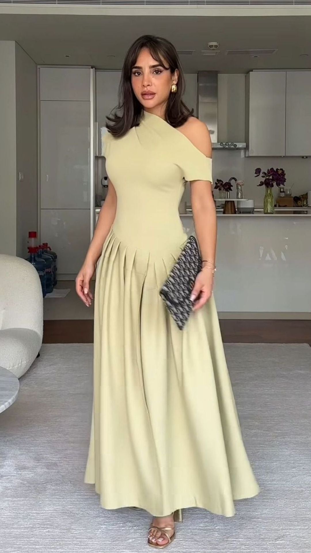 Nora Uzun Elbise