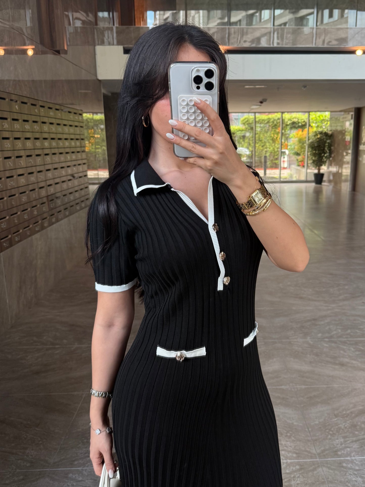 Angela Elbise-Siyah