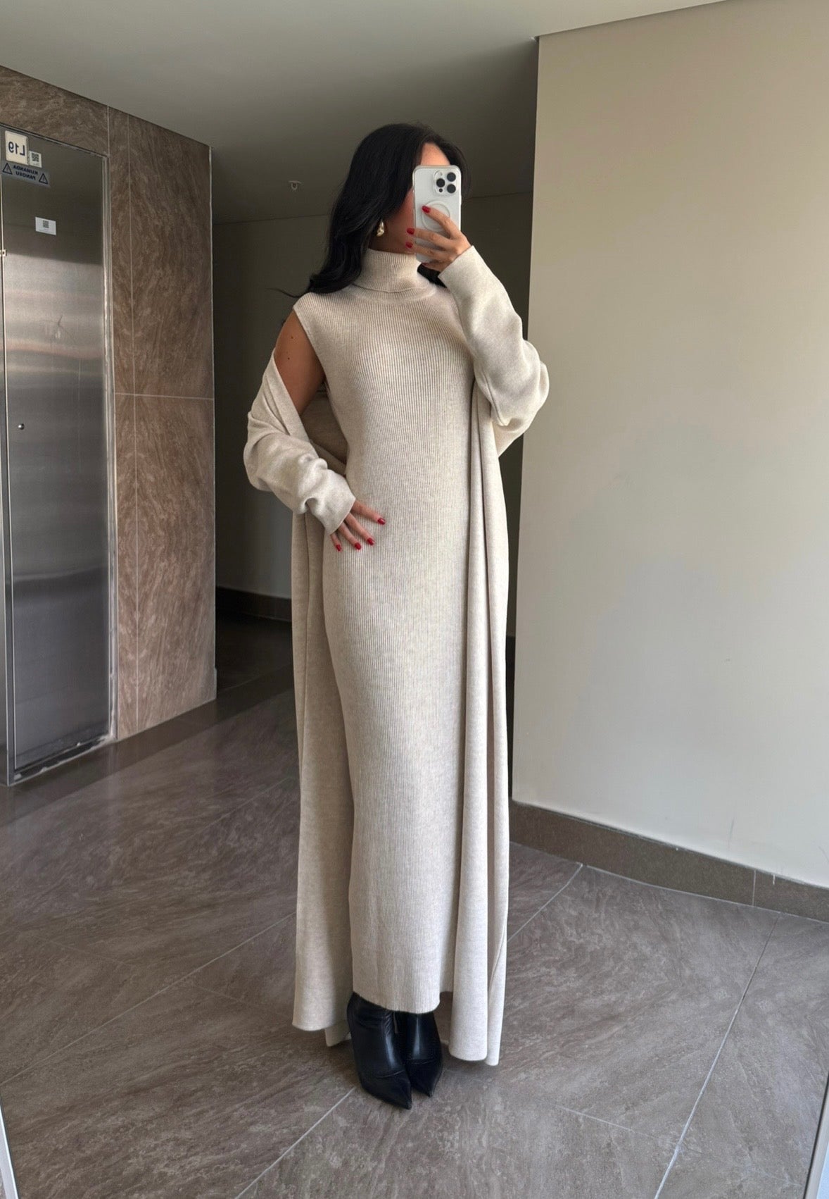 Suzanna Ekru elbise ve uzun kimono Takim