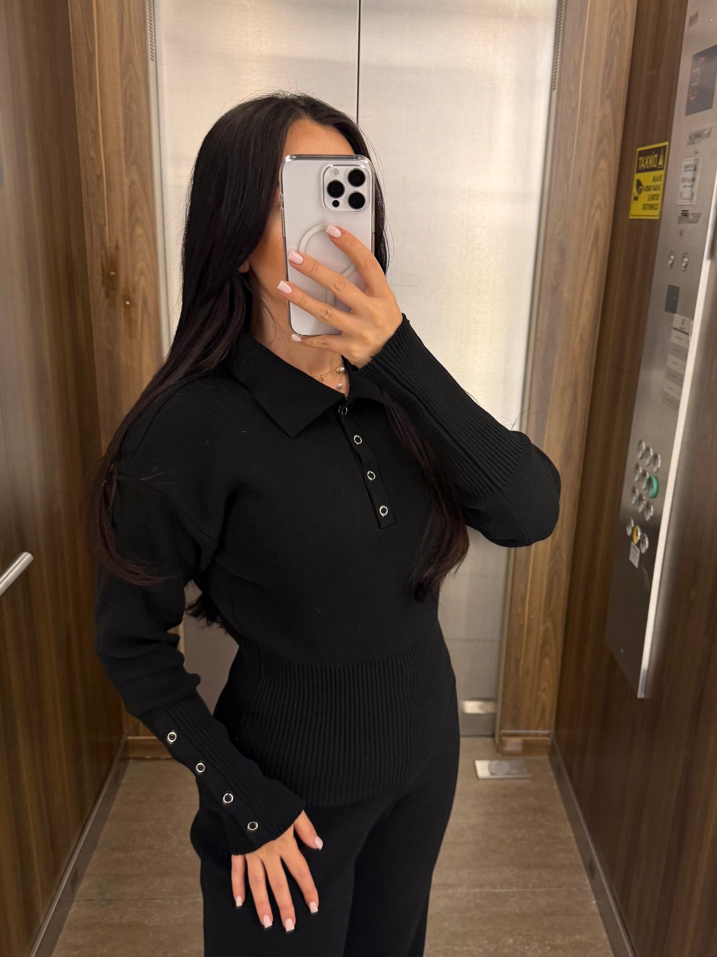 Yara Siyah Triko Takım