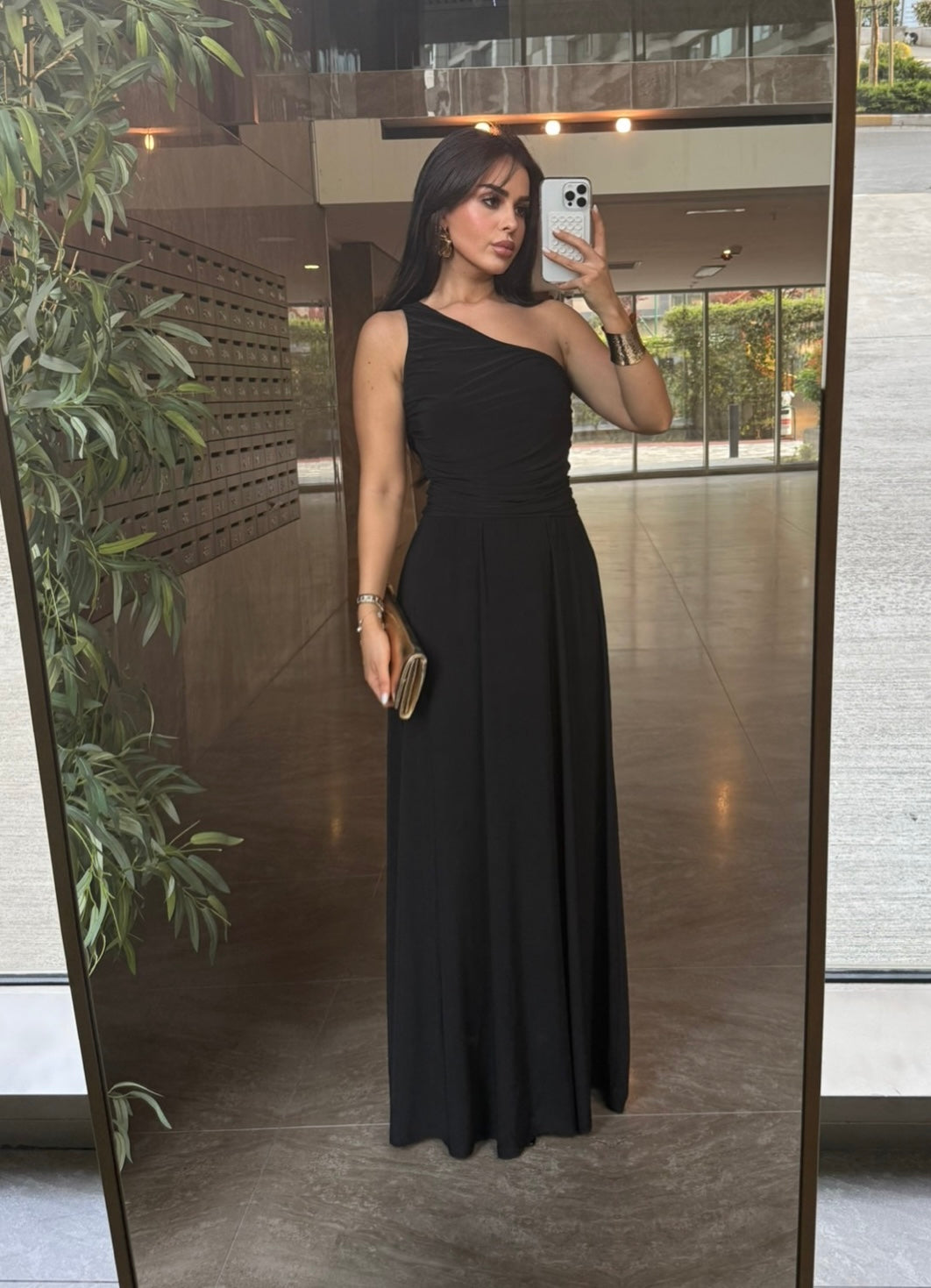 Julia Elbise – Siyah