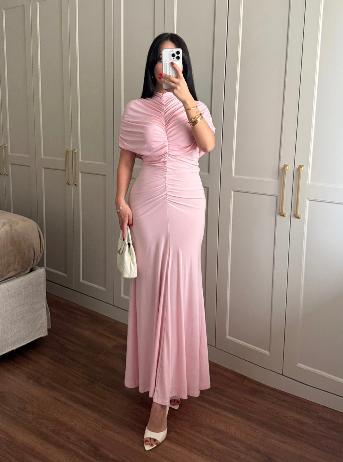 Ashley Elbise –Pembe